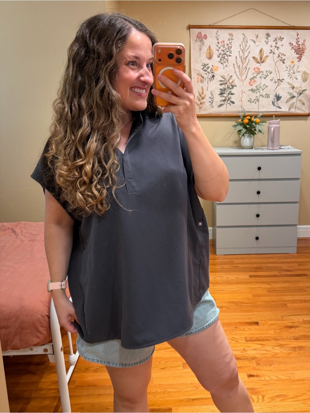 Figs Scrub Rafaella Relaxed V-Neck Women’s Top in Charcoal Gray XXL